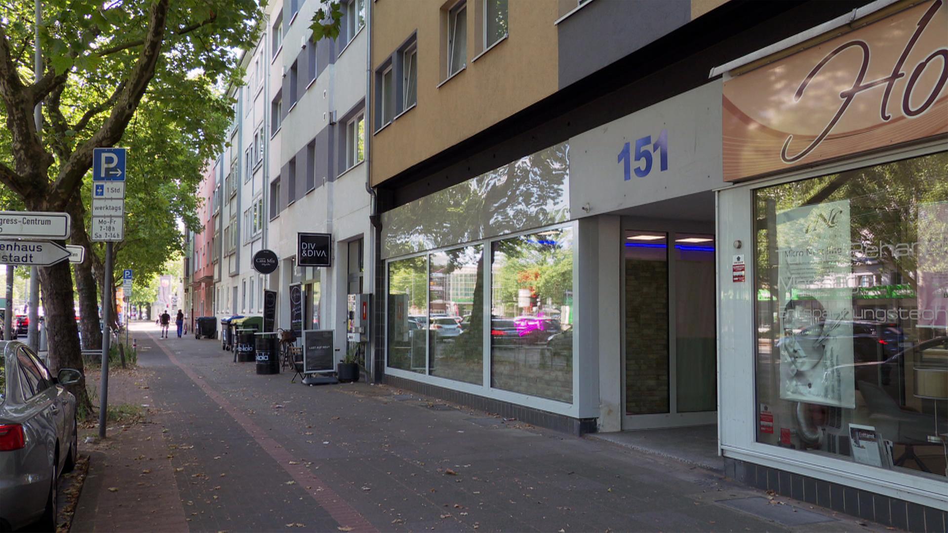 Theater in Not: Polsterer verschwindet mit Stühlen und 190.000 Euro