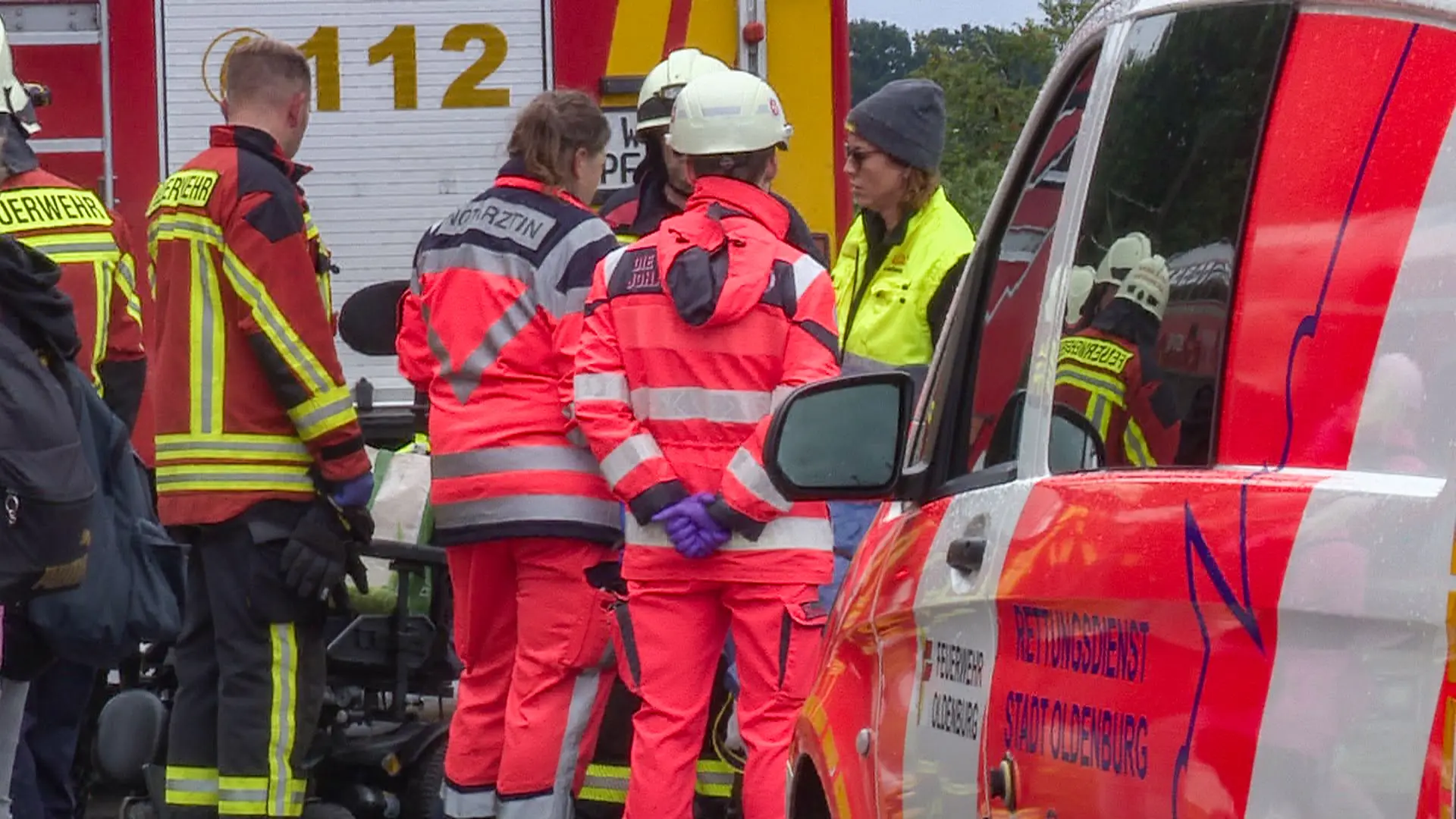 Unfall an Bahnübergang in Bad Zwischenahn - Zwei Tote