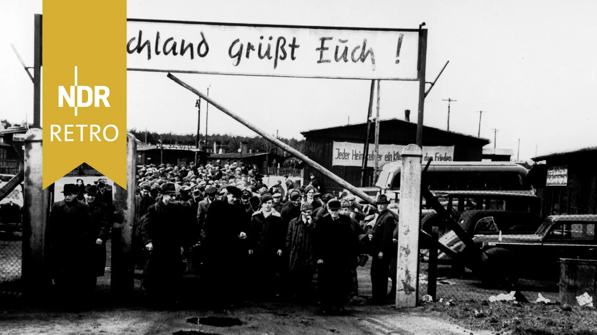 Empfang von 600 Heimkehrern im Lager Friedland (2/2) | ndr.de
