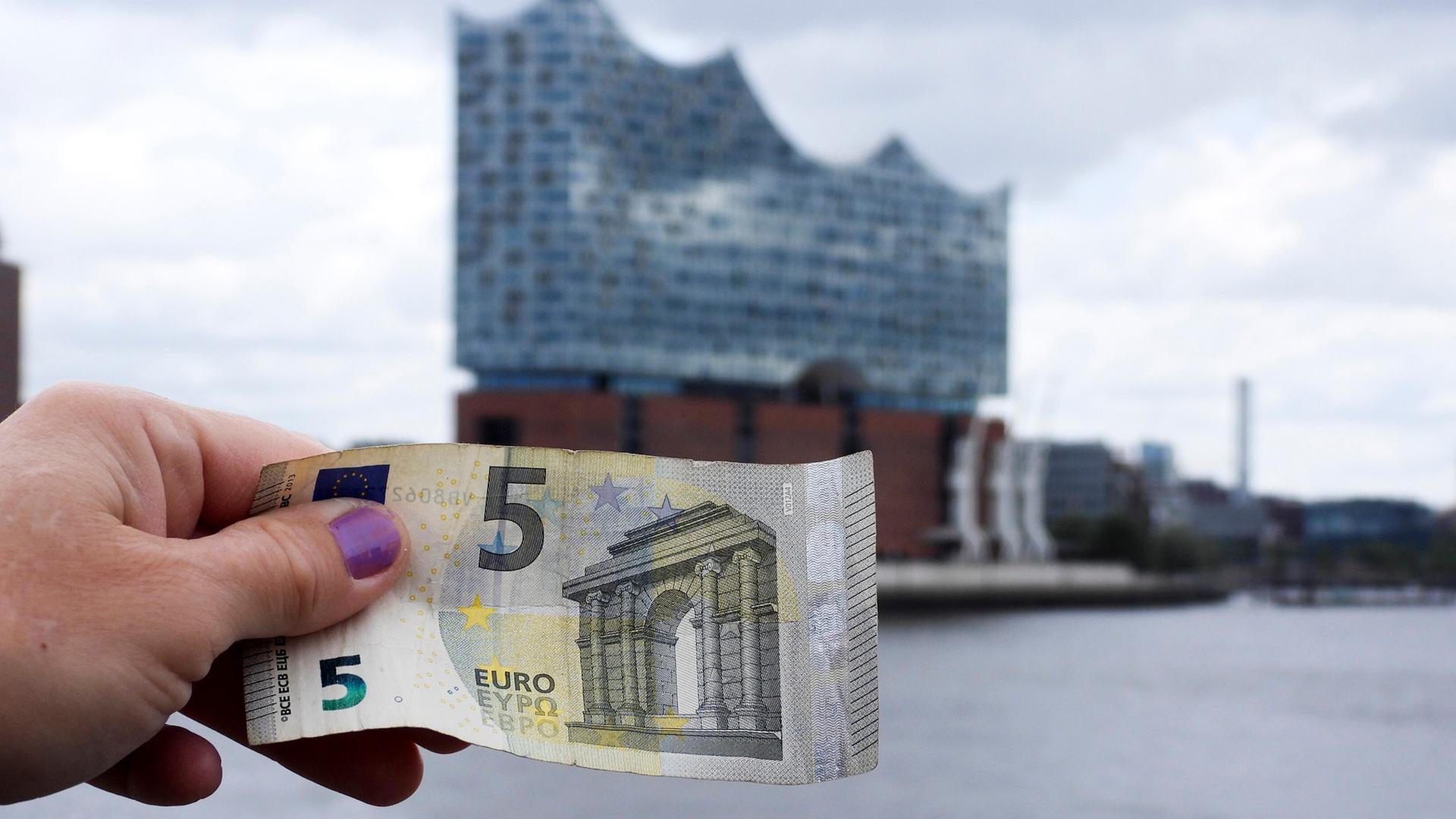 Kommentar: Eintritt für Elbphilharmonie-Plaza – Jetzt hält man einfach die Hand auf
