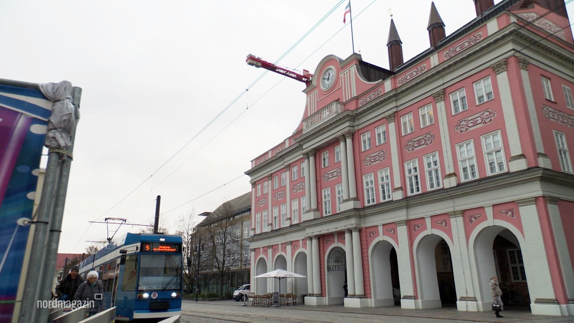 Rostock: Millionen-Defizit bei den Personalkosten