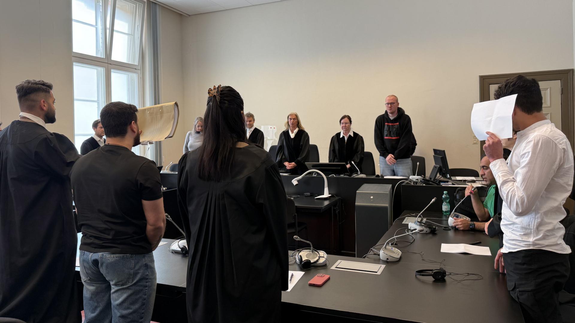 Tumulte bei Urteil nach tödlicher Massenschlägerei in Billstedt