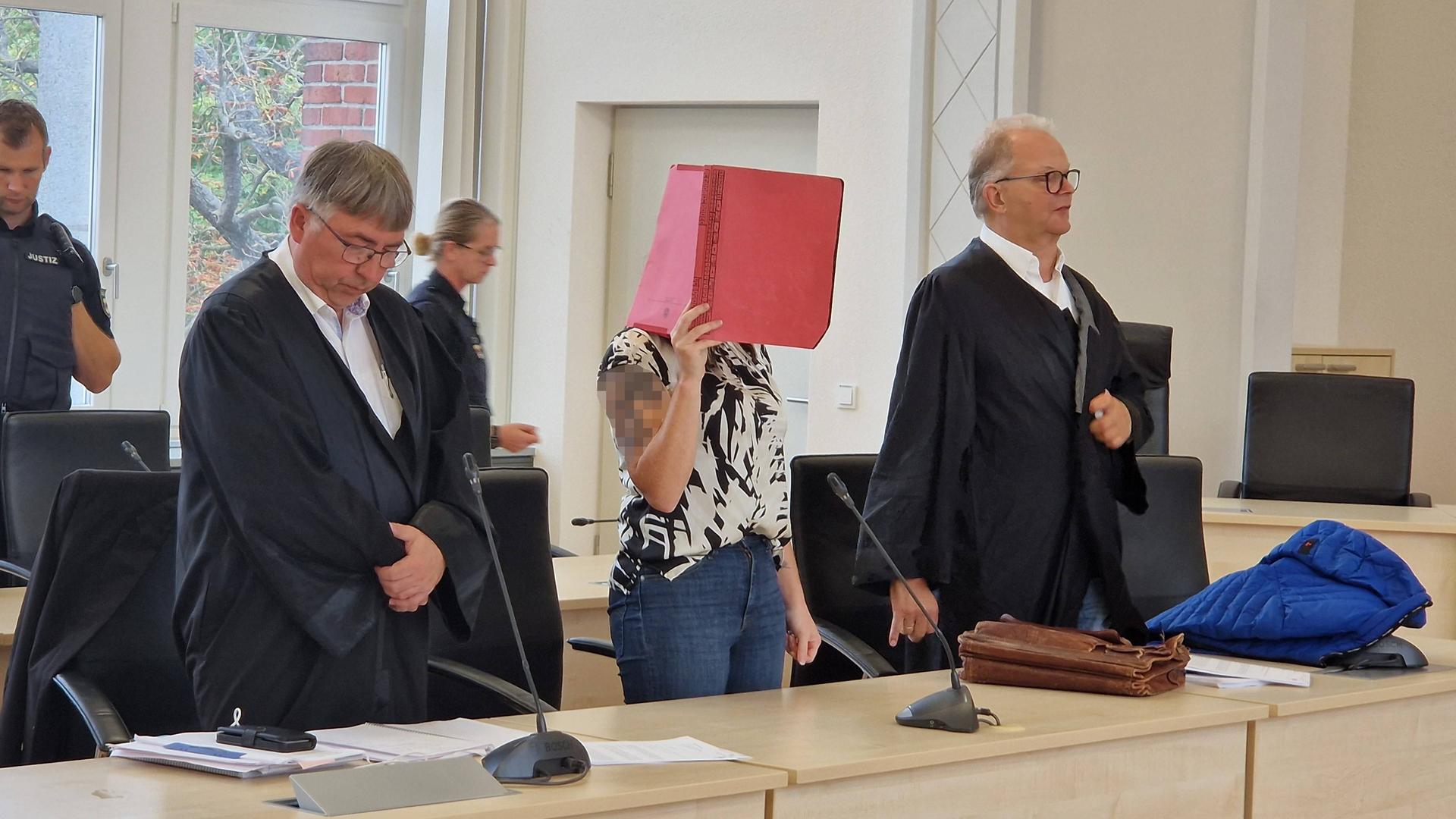 Mordprozess Fabian: Differenzen über ein Online-Video