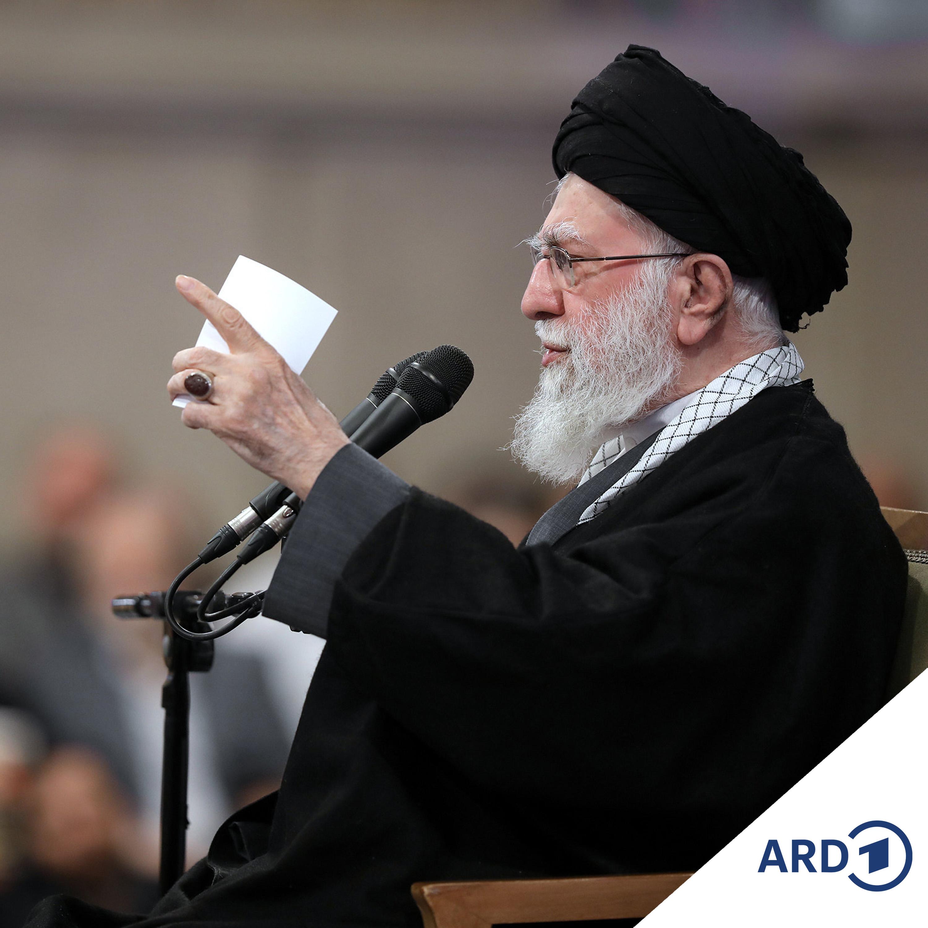Chamenei gibt Trump Schuld für Massenproteste im Iran