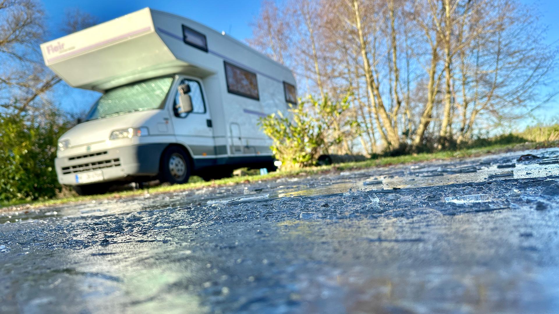 Camping im Winter: Wo es sich lohnt und was es kostet