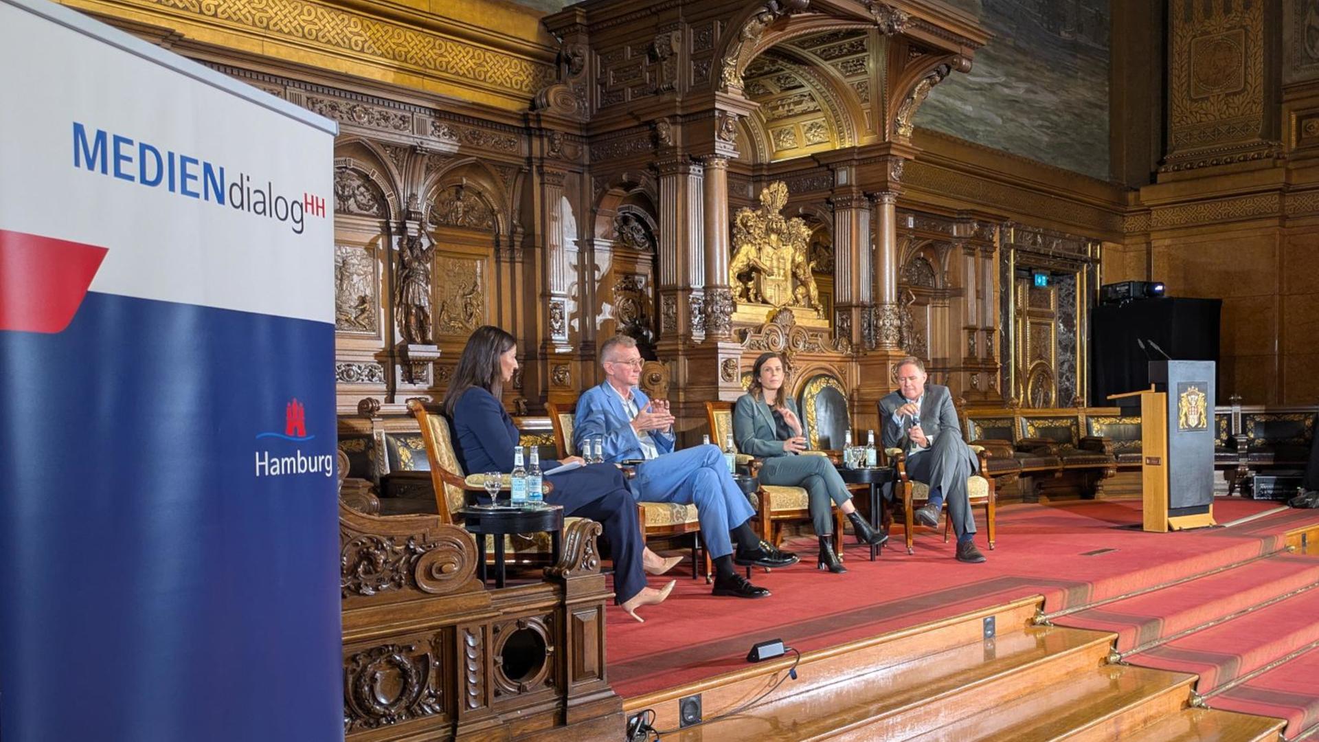 KI und Medien: Hamburg diskutiert Europas Rückstand
