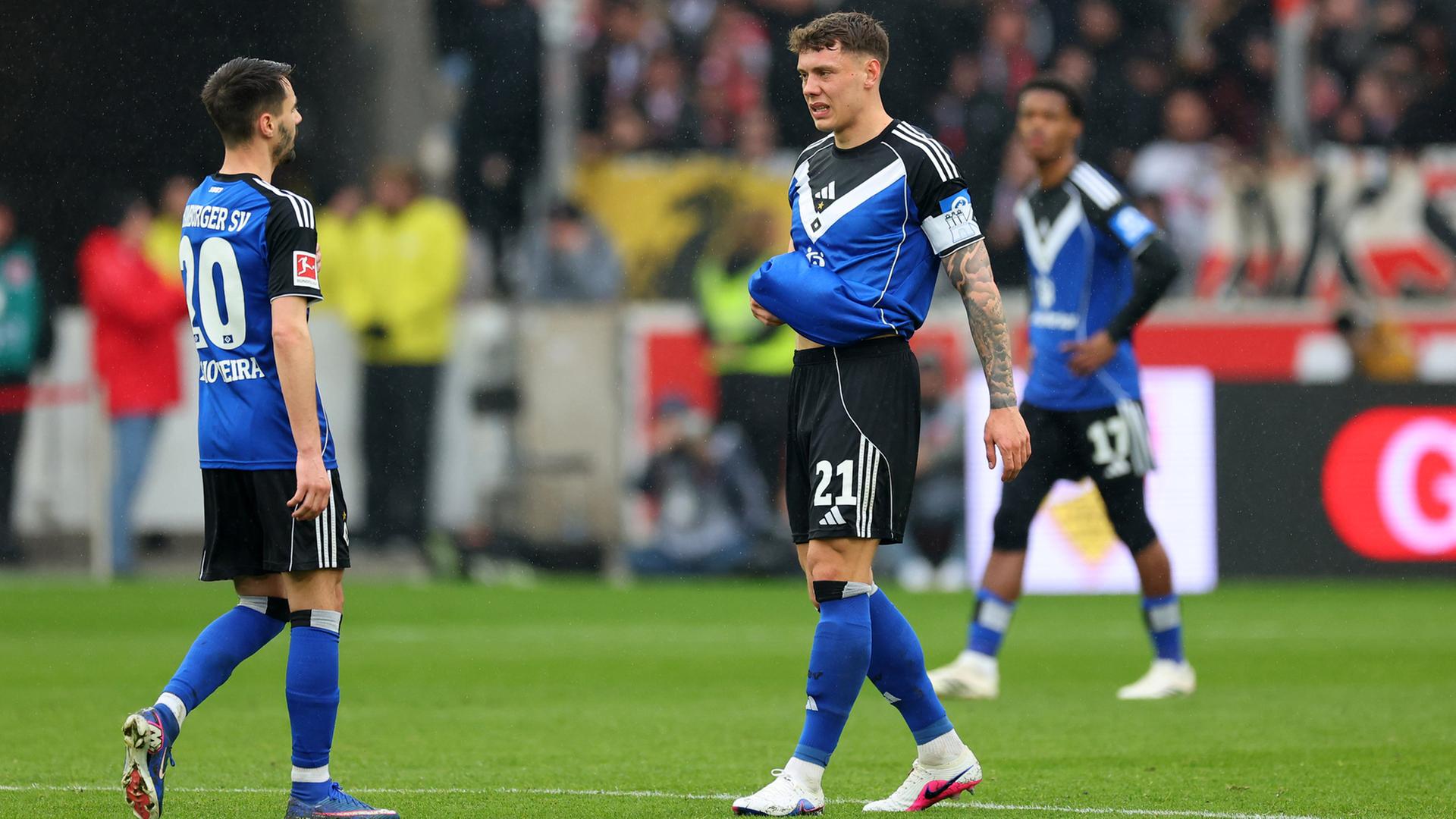 Fabio Vieira und Nicolai Remberg (r.) vom HSV | Witters/JoergHalisch