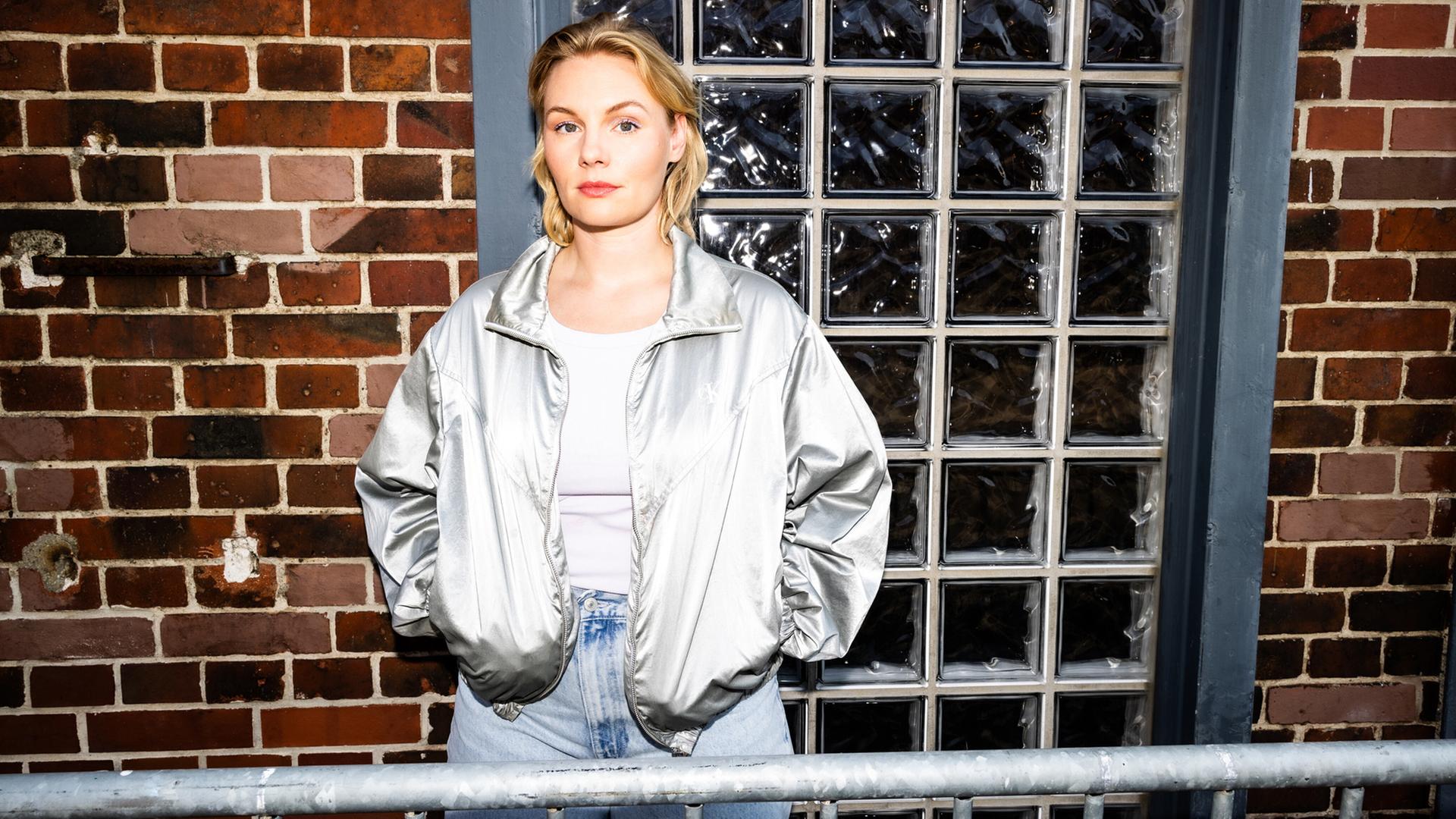Rosalie Thomass will mit "Lügen über meine Mutter" aufrütteln