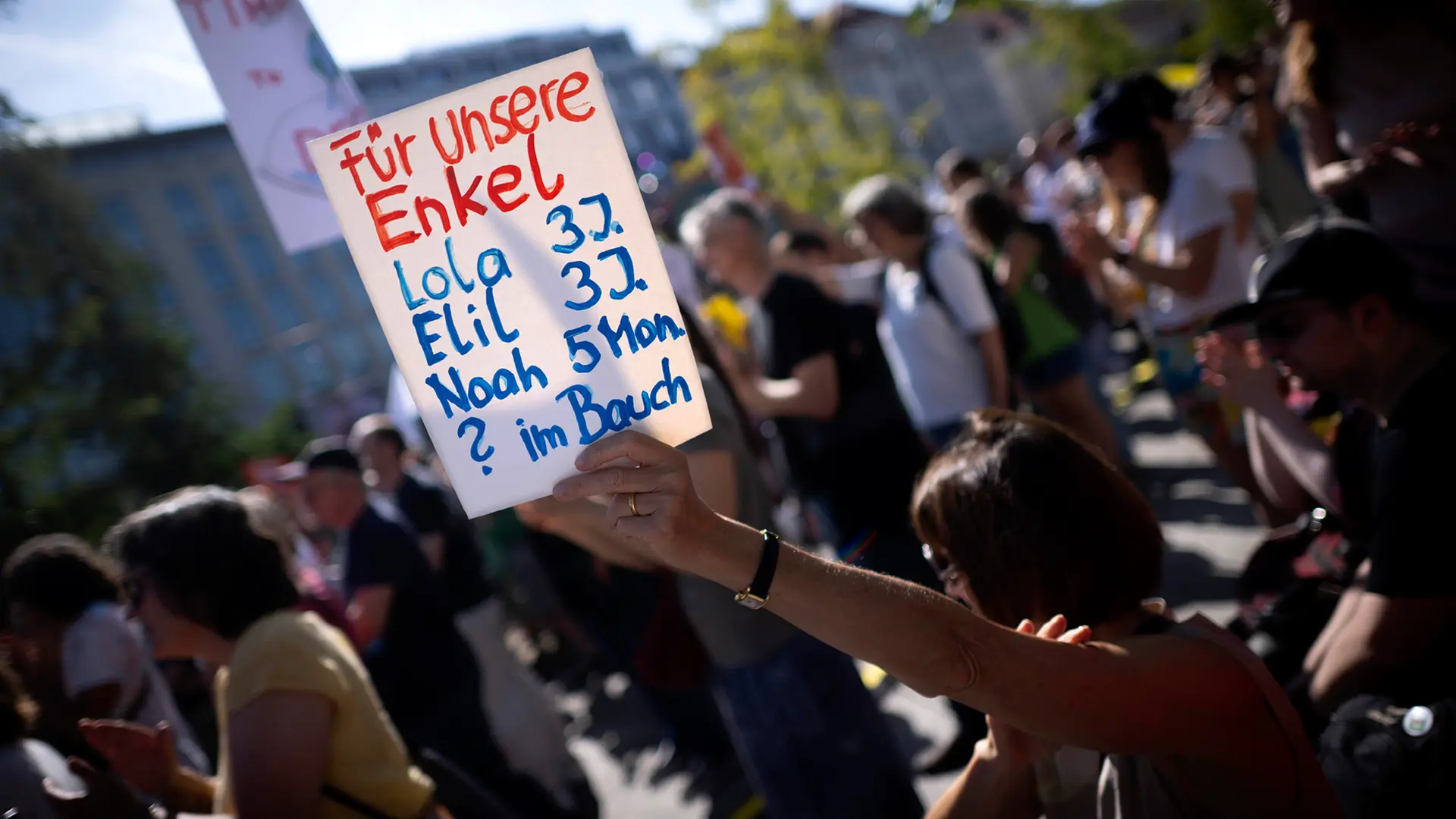 Alt gegen Jung: Die drängende Debatte um Generationengerechtigkeit