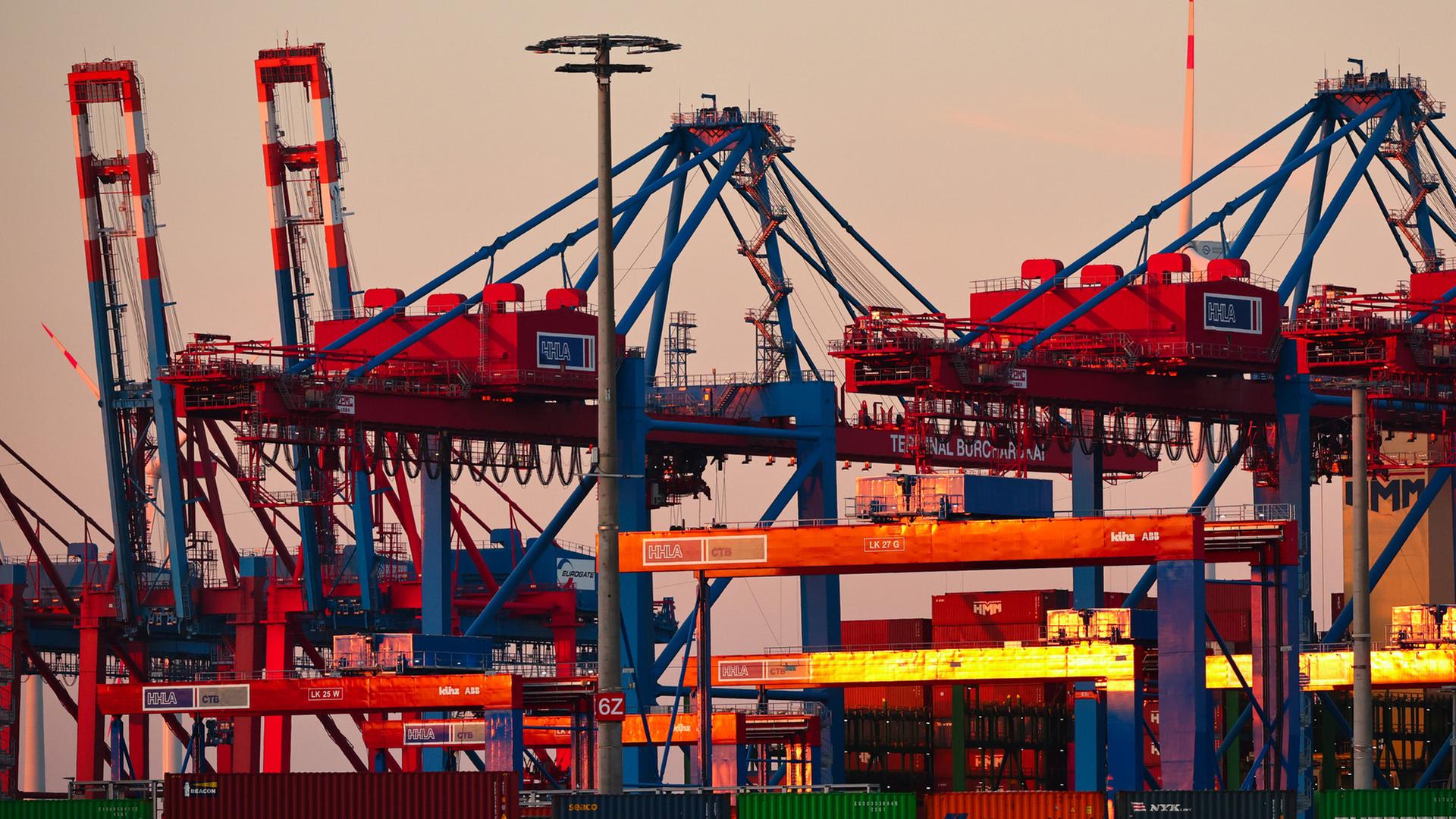Ausbau der deutschen Häfen: Koordinator fordert bessere Zusammenarbeit
