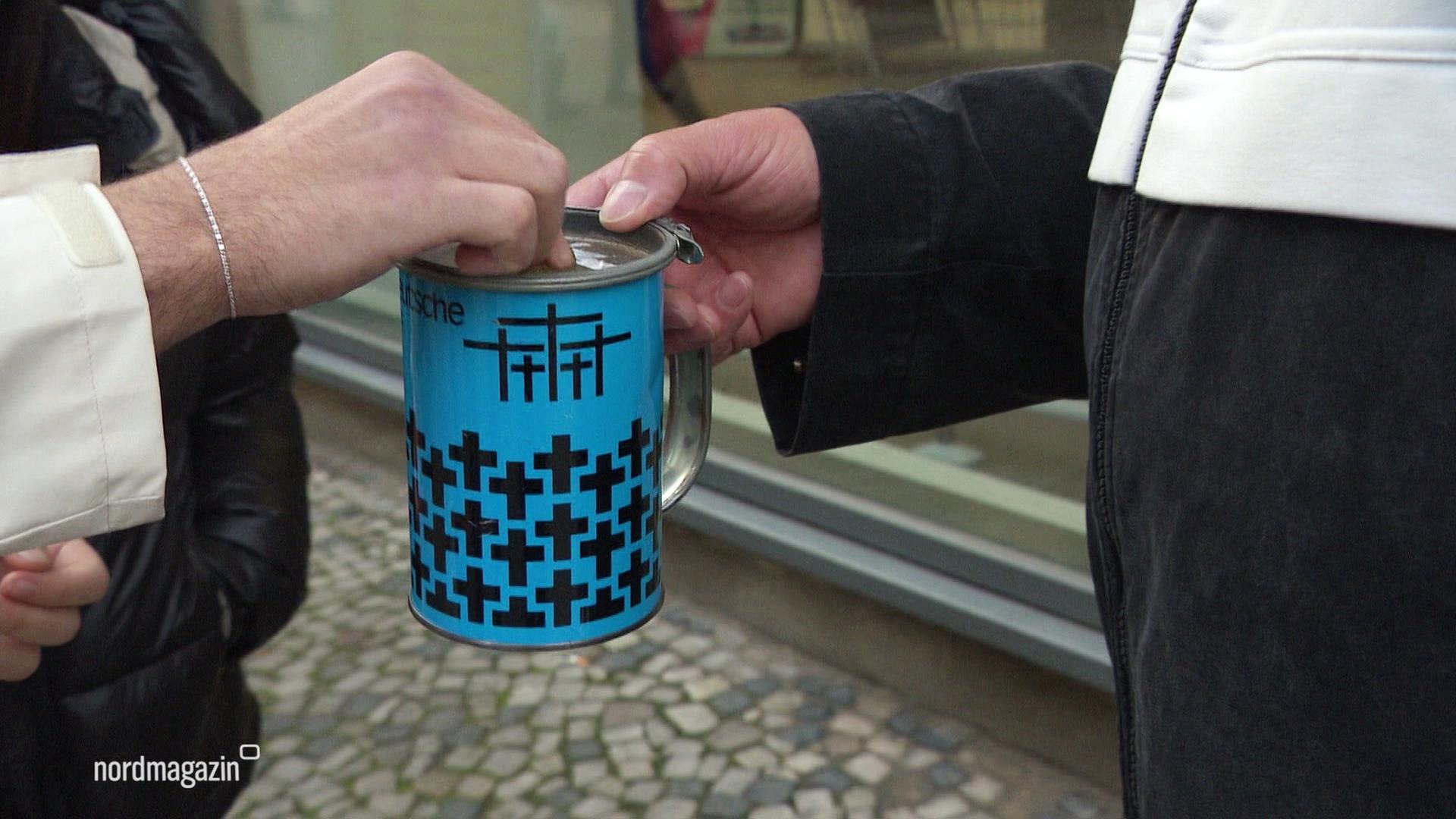 Stralsund: Straßensammlung der Kriegsgräber-Fürsorge beginnt