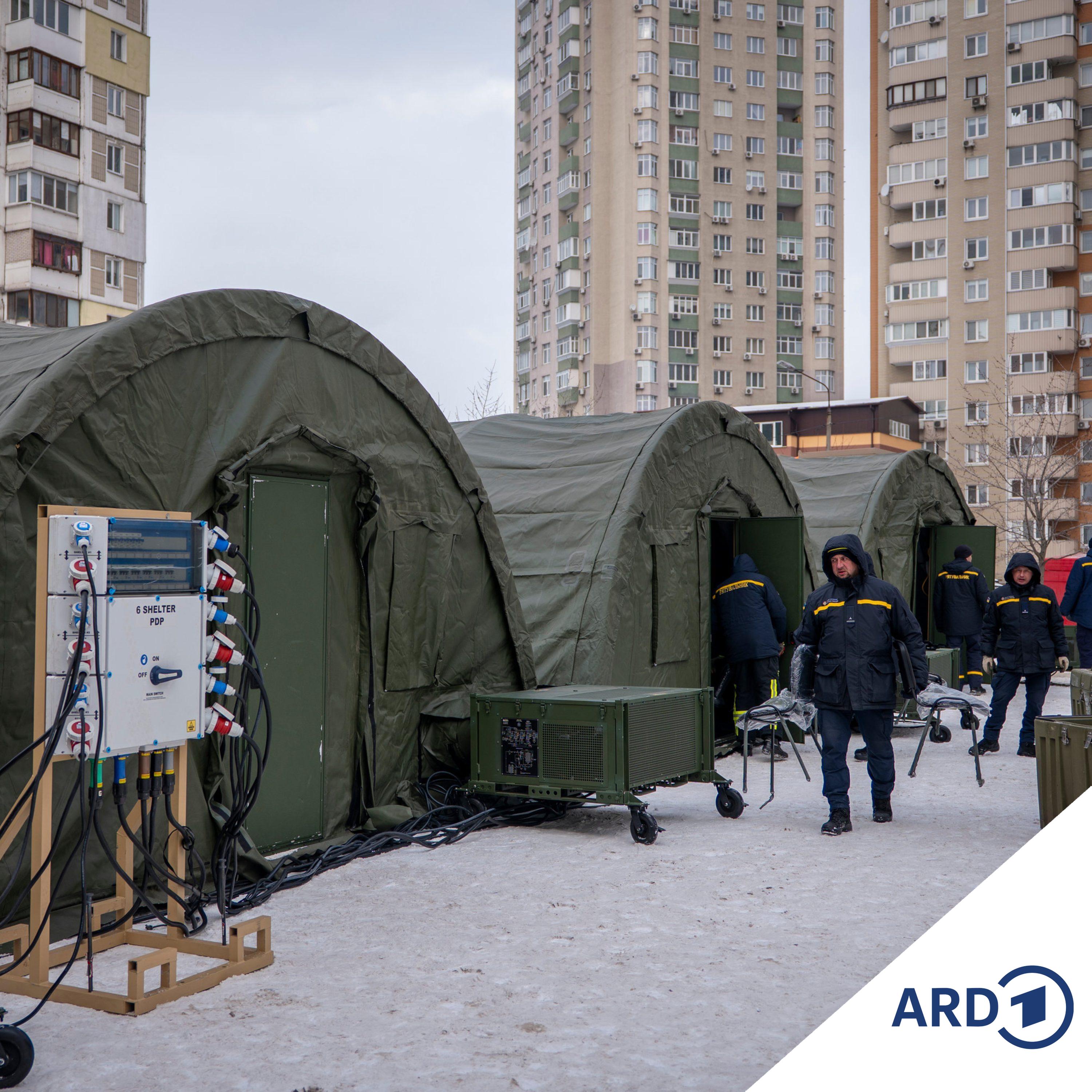 Frieren und Feiern - Ukraine trotzt  russischen Angriffen