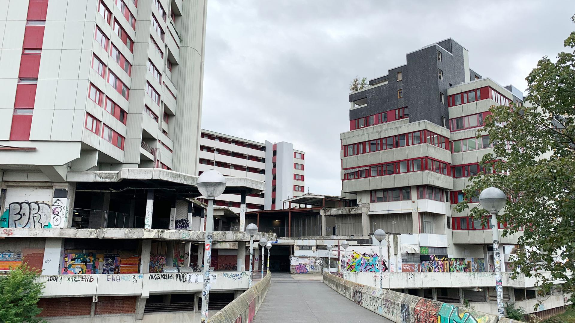 Das marode Ihme-Zentrum in Hannover wartet seit Jahren auf seine Renovierung. | NDR, Julia Henke