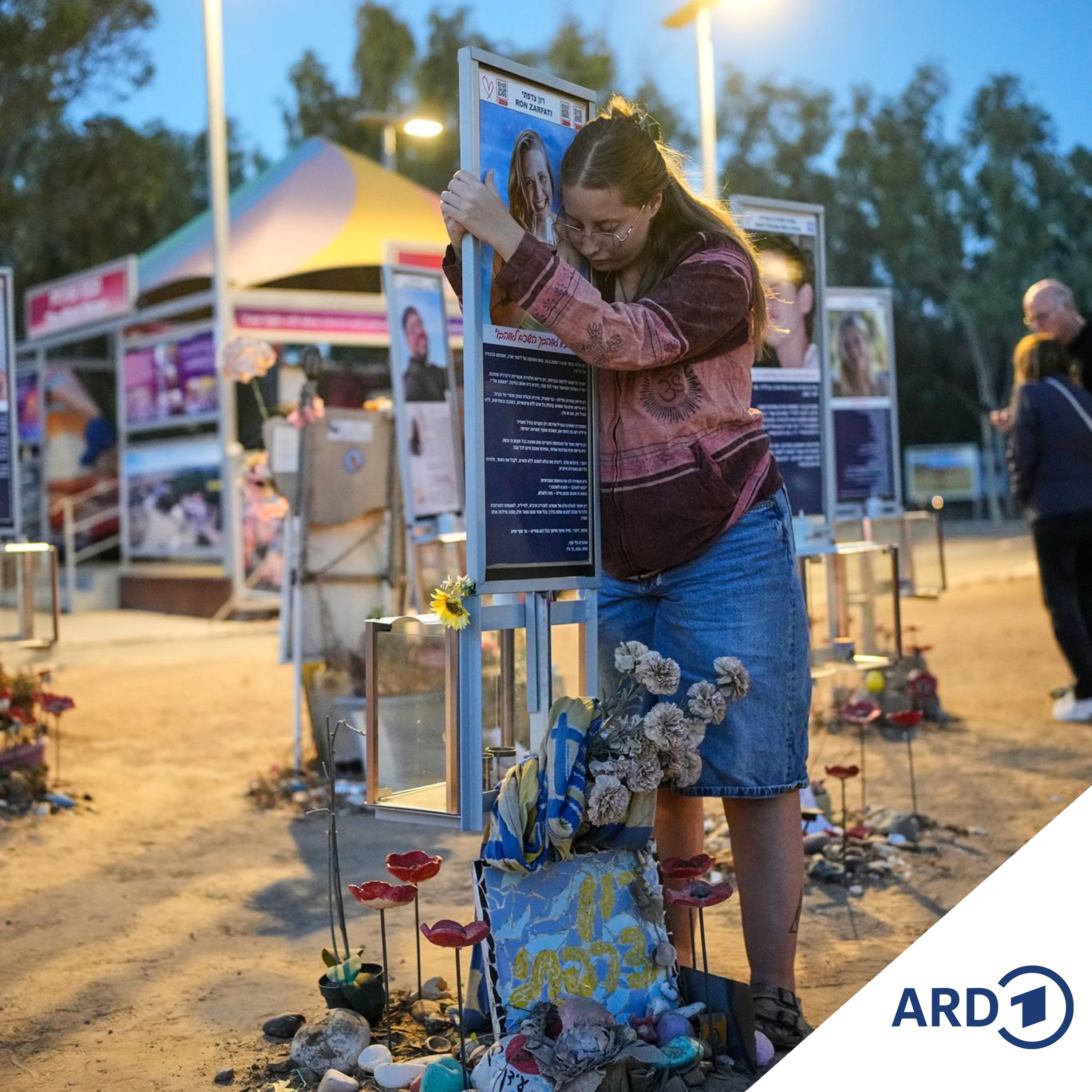 Gedenken an den Hamas-Angriff am 7. Oktober 2023 auf Israel episode artwork