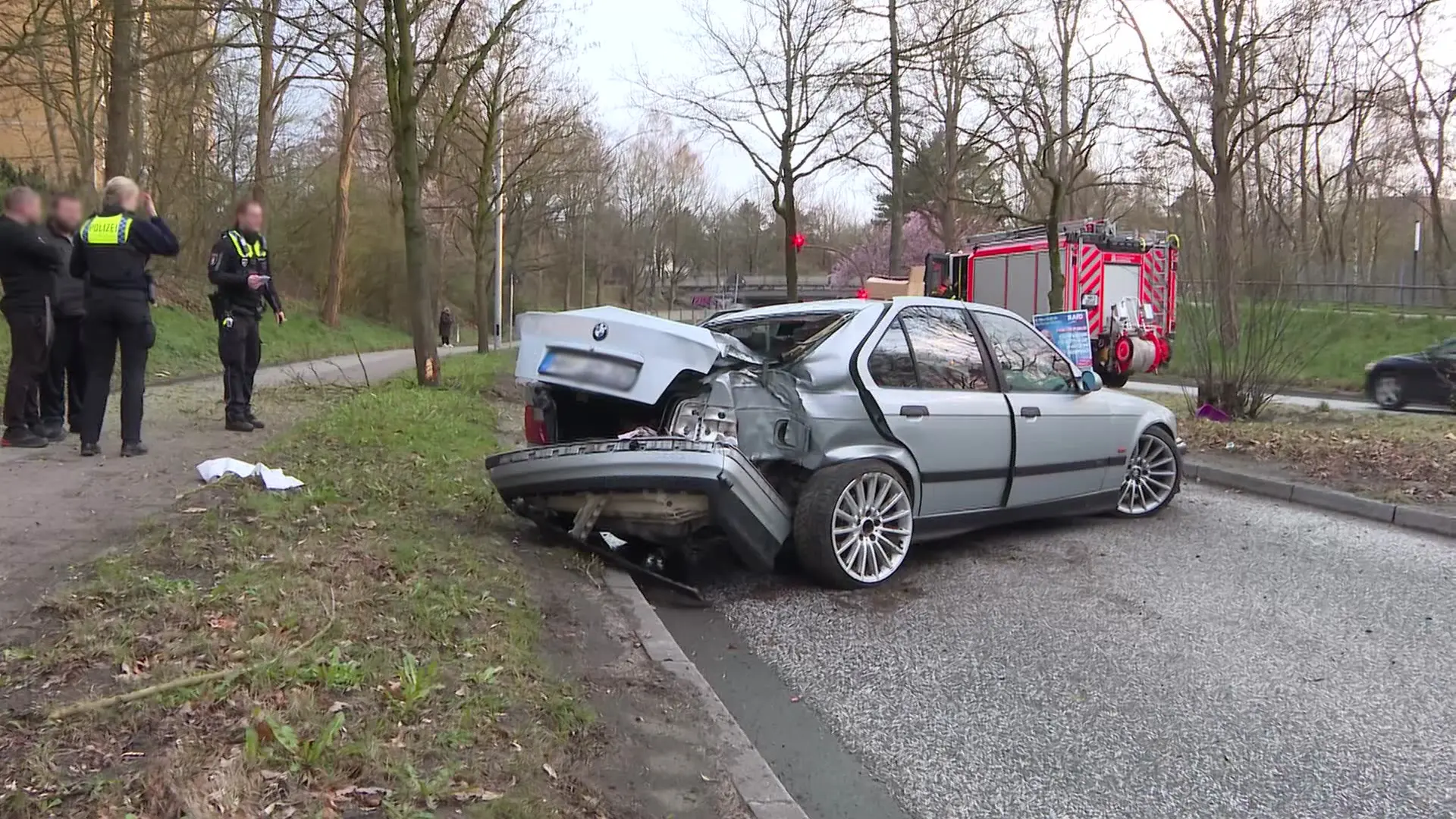 Illegales Autorennen Bramfeld