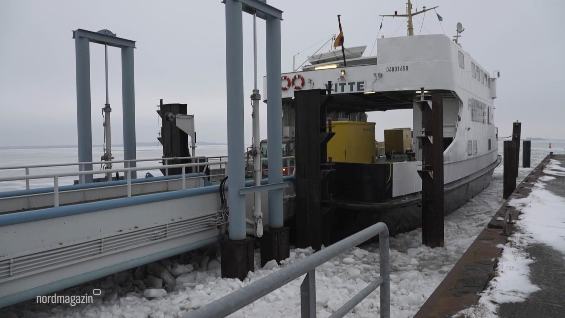 Fähre "Vitte" pendelt wieder zwischen Rügen und Hiddensee