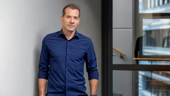 Alex Doost Streitkräfte und Strategien | ndr.de