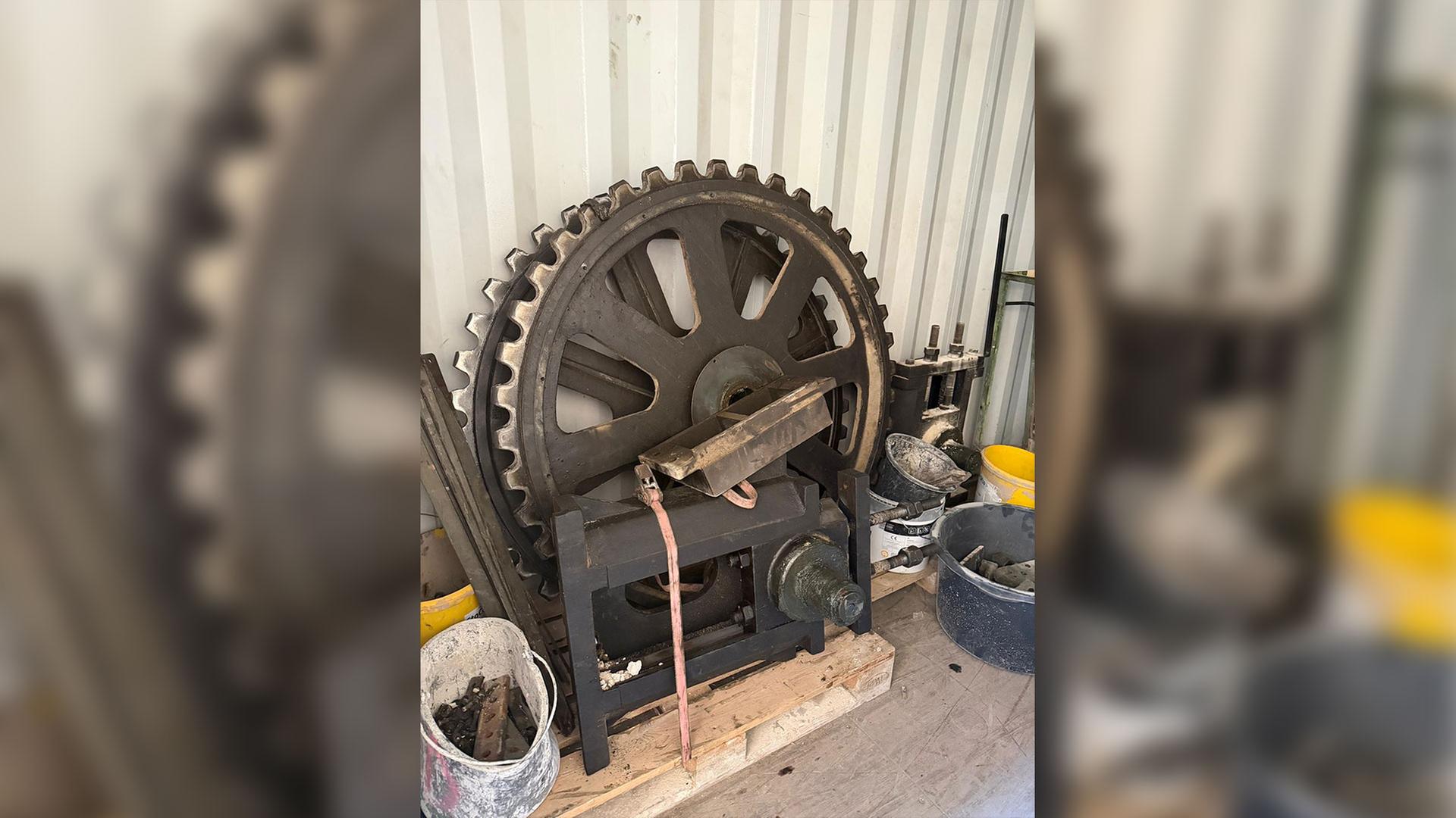 Verschwundener ältester Paternoster der Welt: Teile aufgetaucht