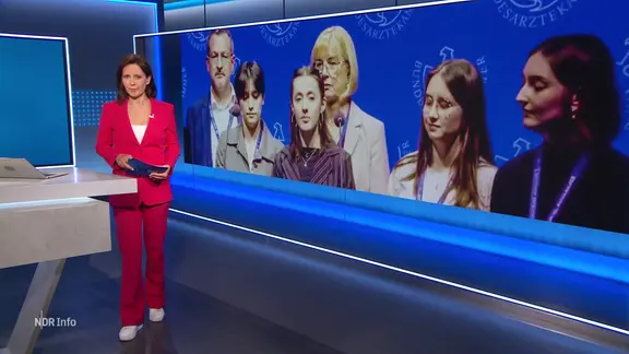Romy Hiller moderiert NDR Info.