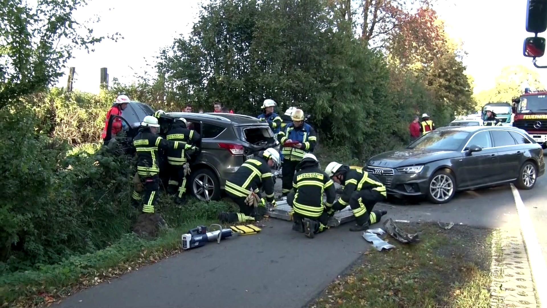 Ankum: Acht Menschen bei Unfall verletzt - auch Kinder