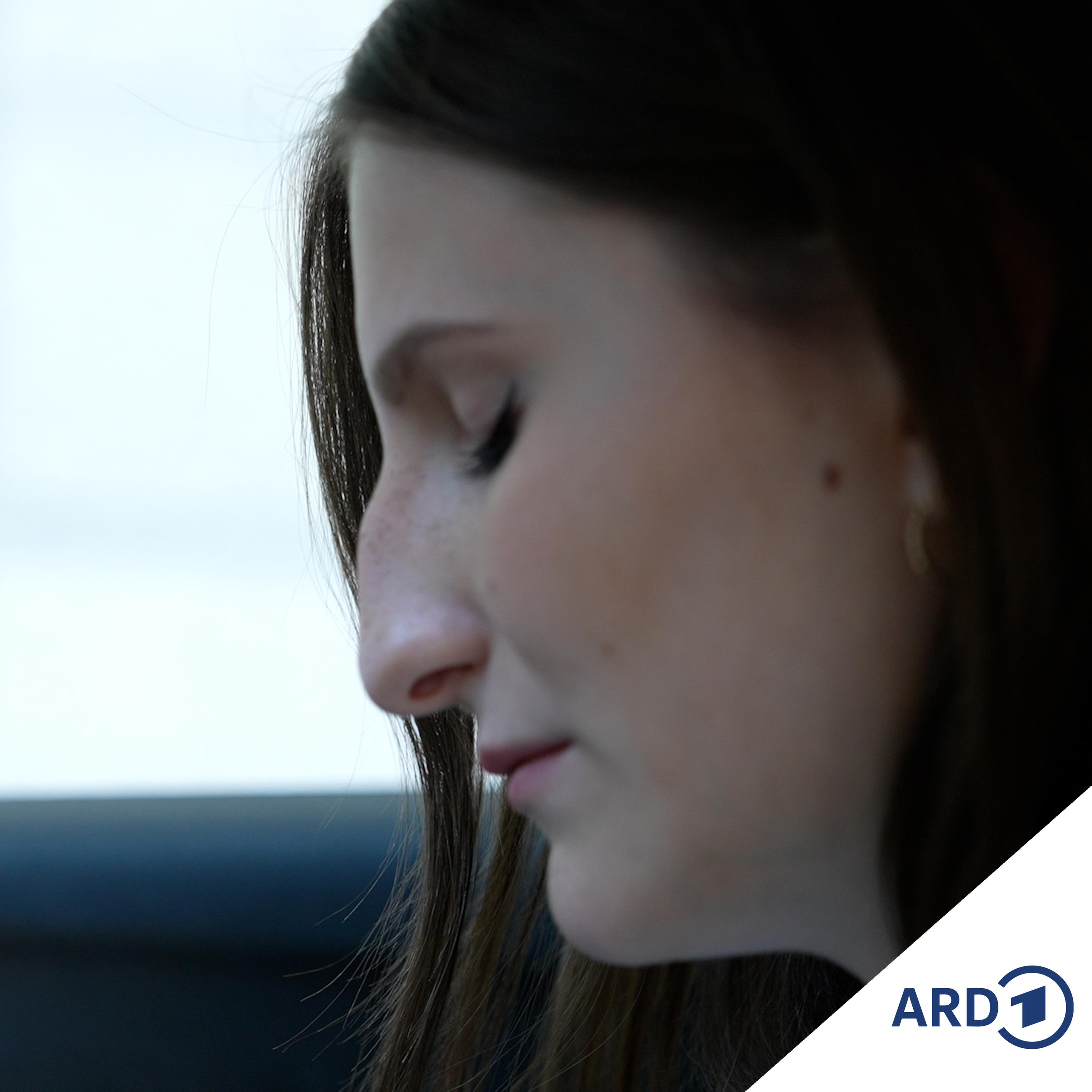 Leonora - Mit 15 zum IS