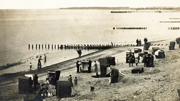 Strandleben in Heiligendamm, Bad Doberan, um 1934