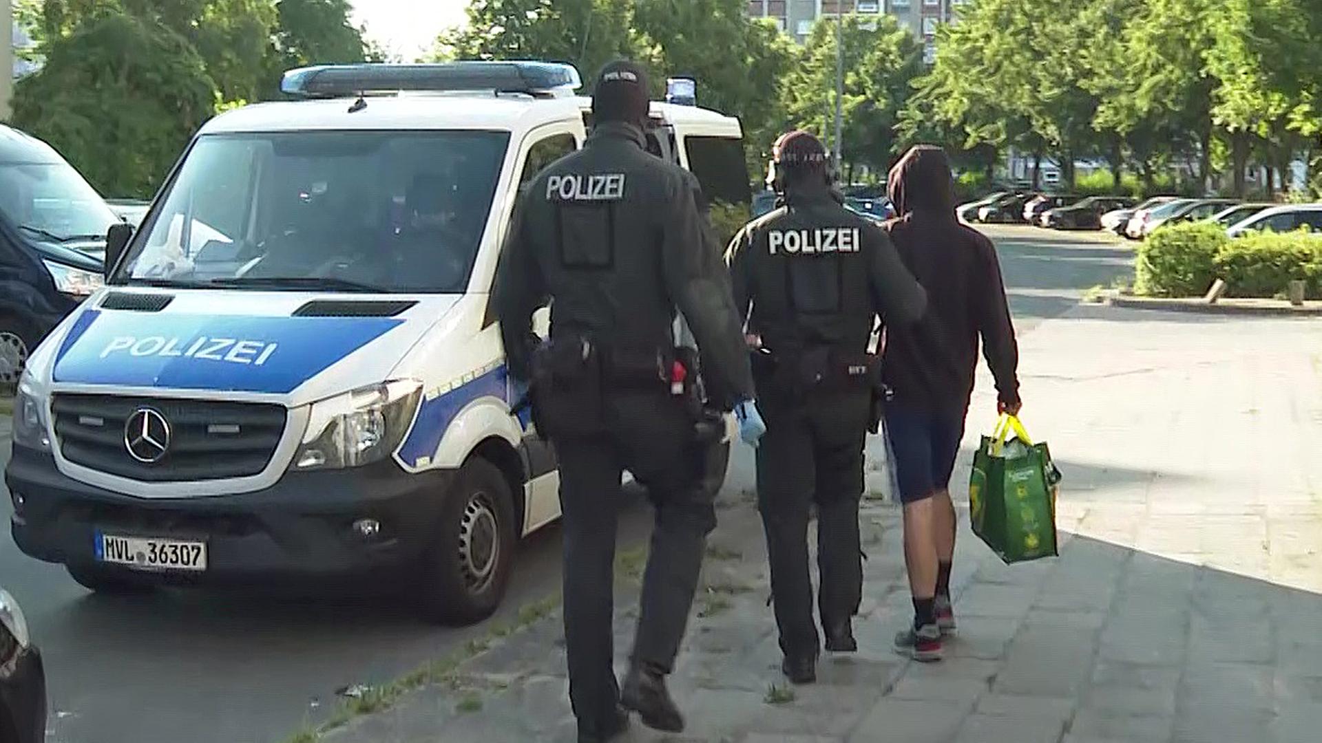 Verdacht des versuchten Mordes: 19-Jähriger in Rostock festgenommen