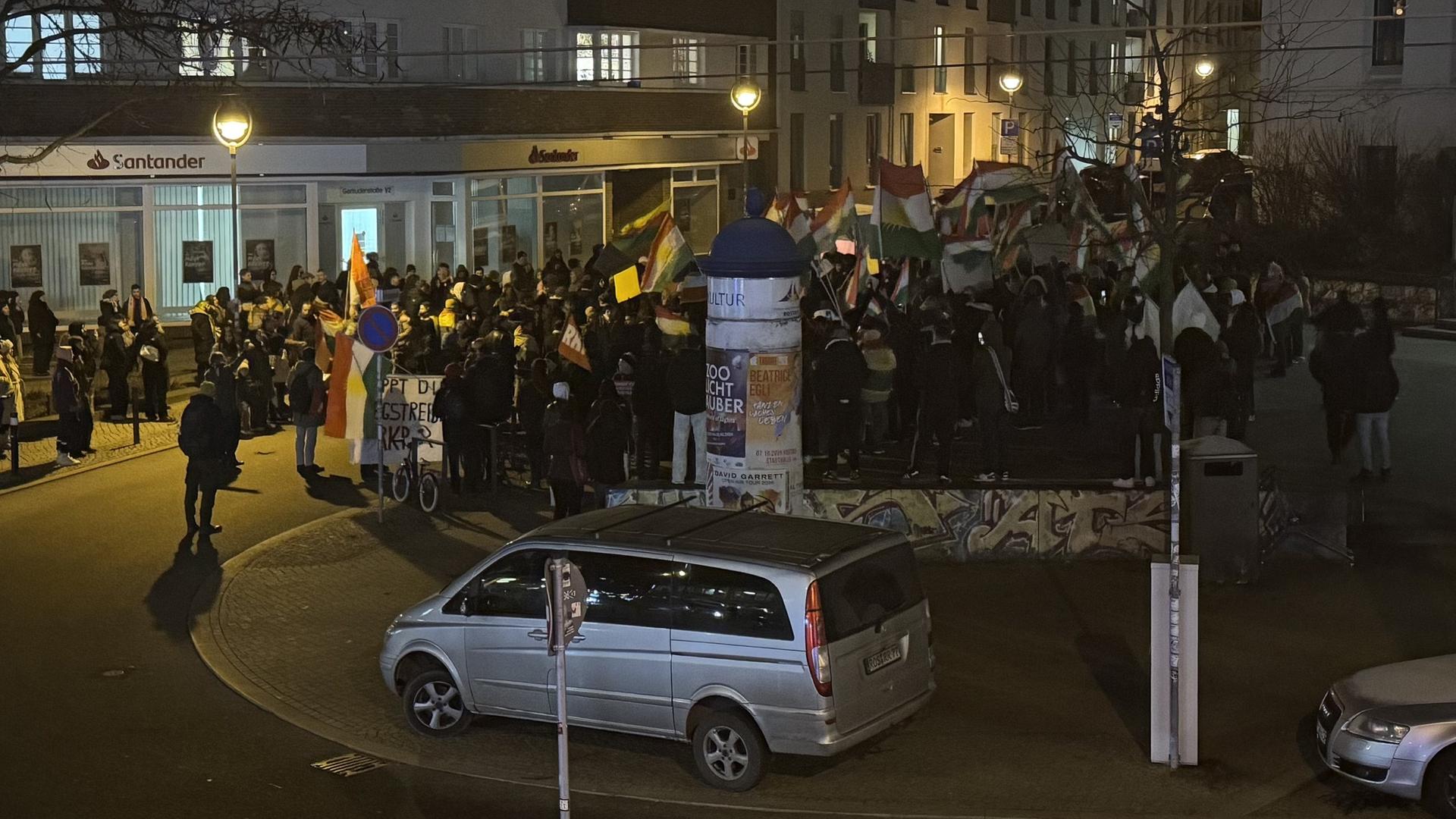 Größerer Polizeieinsatz bei Demonstration in Rostock