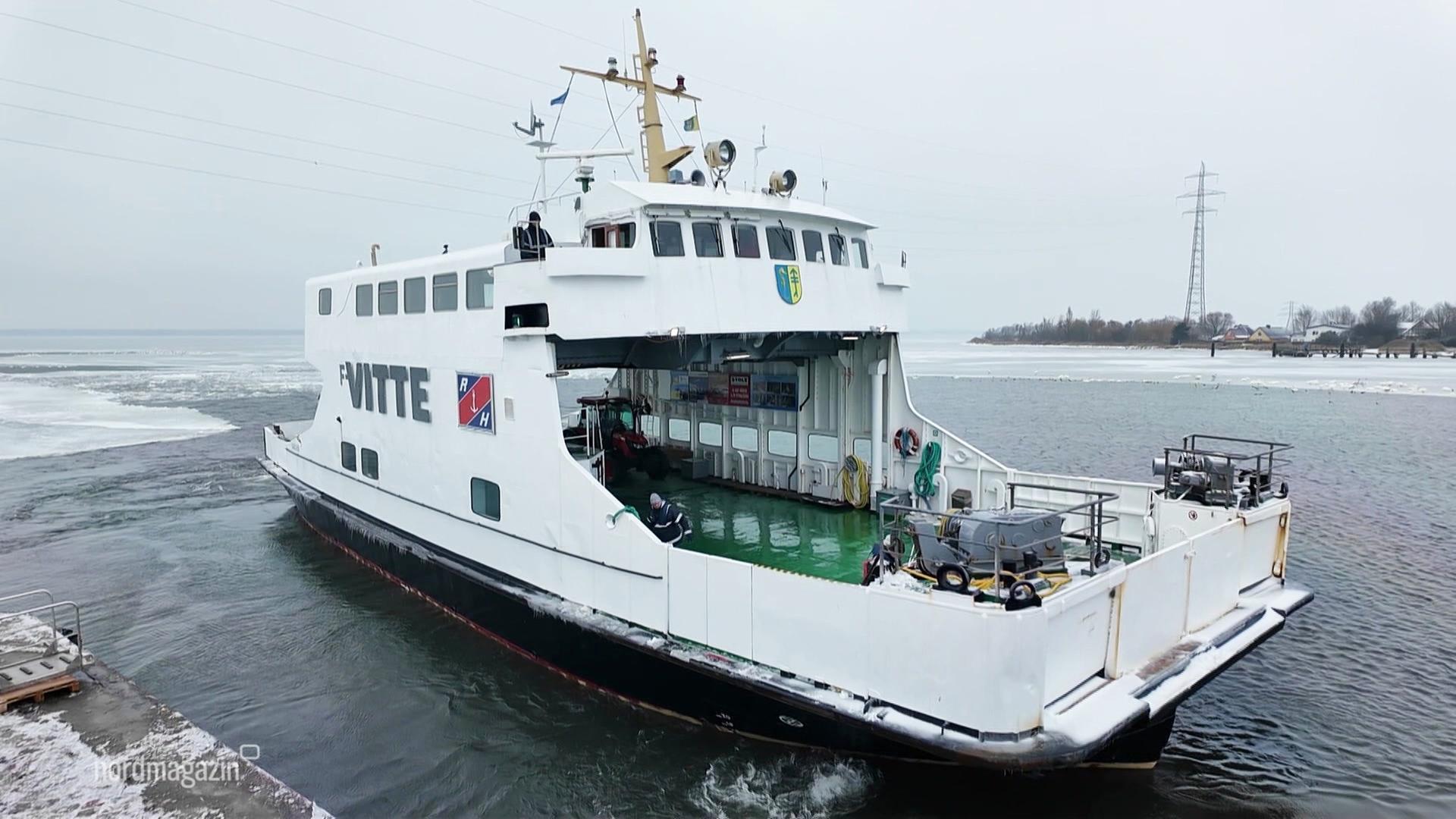 "Vitte" fährt wieder nach Eisfahrplan zwischen Rügen und Hiddensee