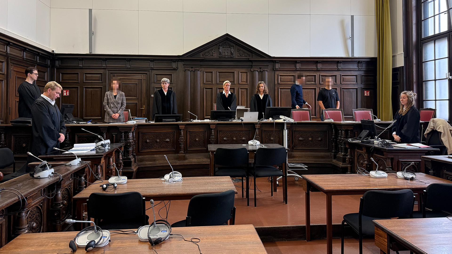 Körperverletzung und rassistische Beleidigungen: Prozess in Hamburg