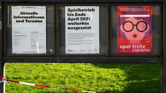 Informationsplakate während des Lockdowns