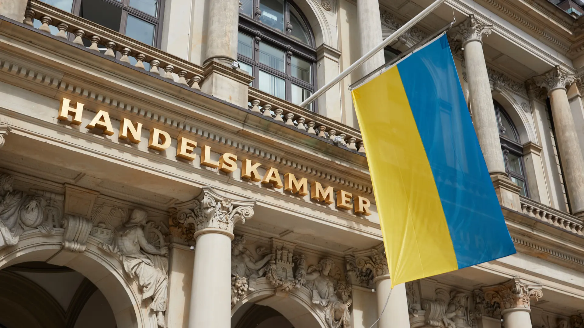 Ukrainische Arbeitskräfte: Minister fordern Neuregelung vom Bund