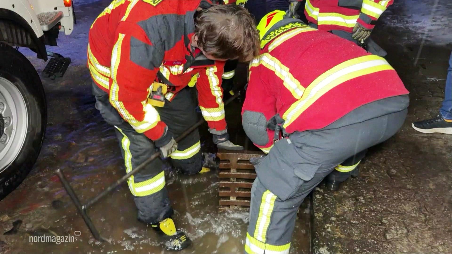 Tauwetter und Dauerregen: Viele Einsätze von Feuerwehr und THW