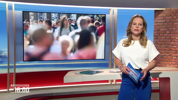 Tina Hermes moderiert Niedersachsen 18:00 Uhr.