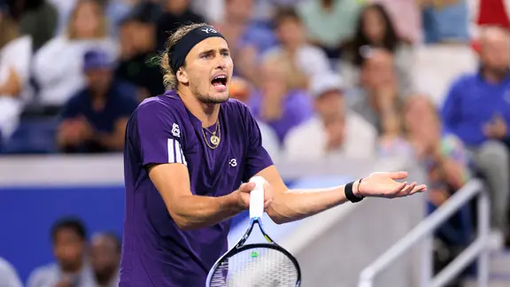 Tennisprofi Alexander Zverev tut sich schwer