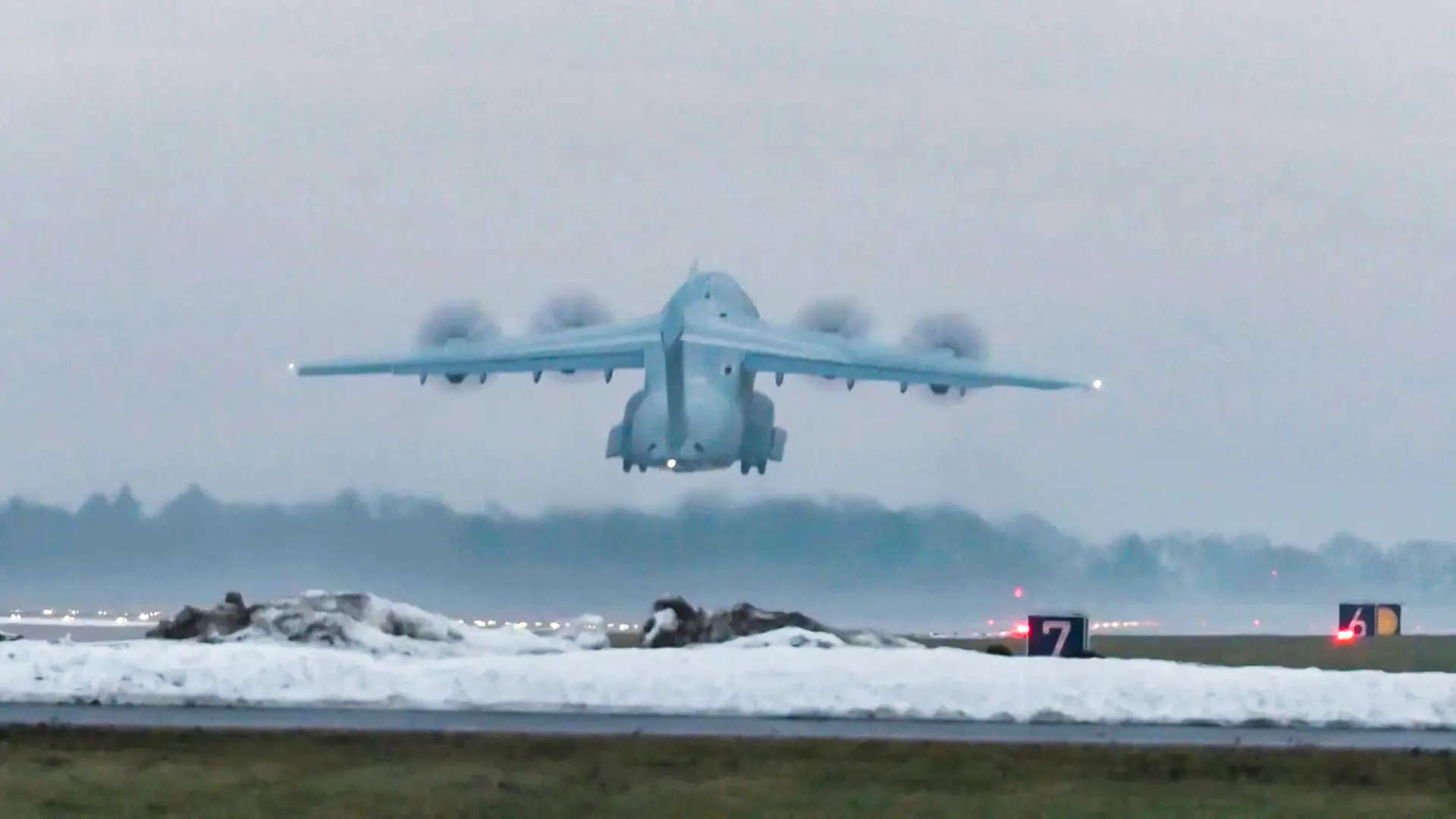 Grönland-Mission: A400M vom Fliegerhorst Wunstorf gestartet