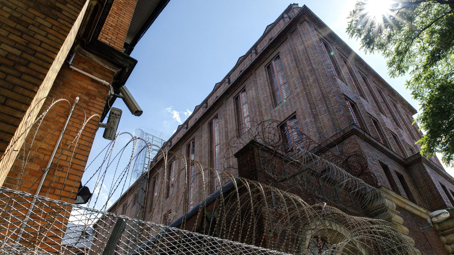 Hamburg: Häftling hortet riesigen Vorrat an Lebensmitteln