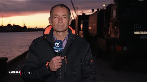 Peter Kleffmann berichtet aus dem Hamburger Hafen.