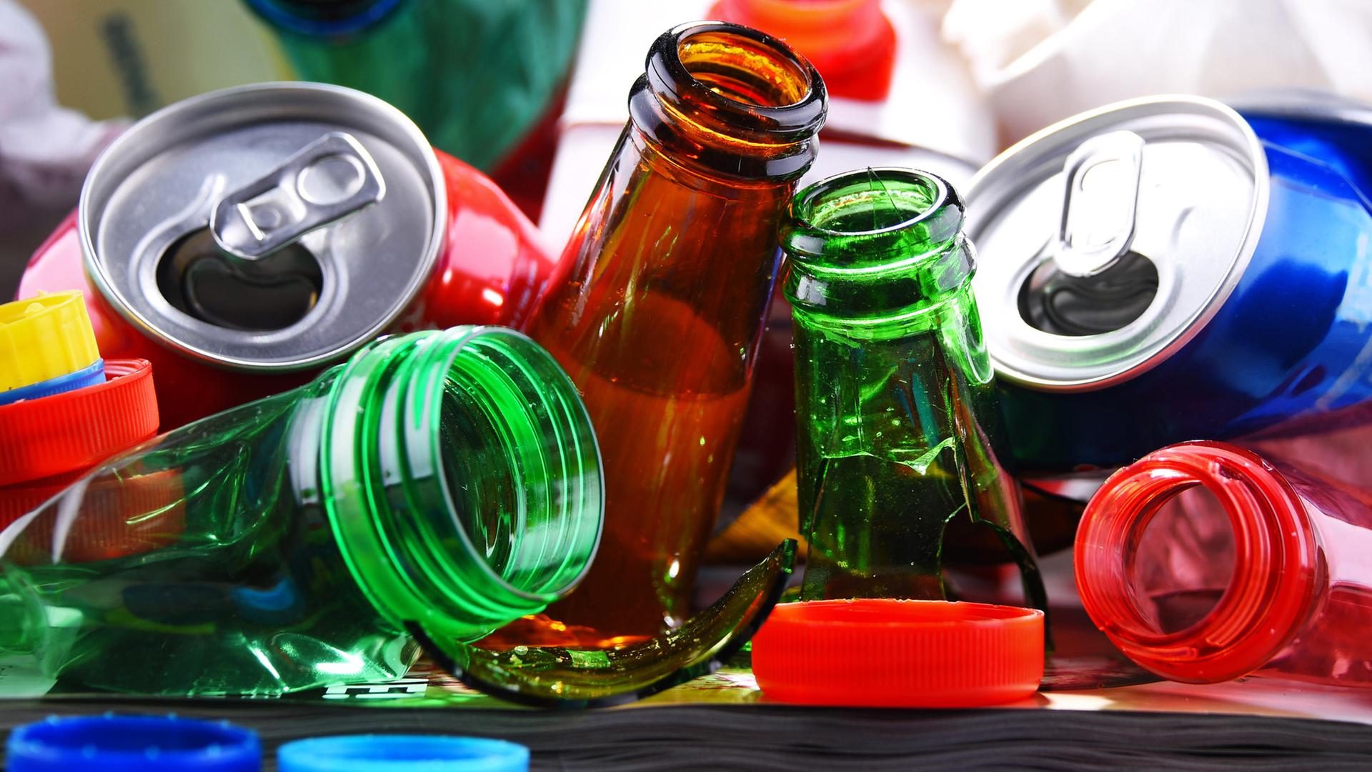 Flaschensammler in Hamburg-Altona wird Grundsicherung gekürzt