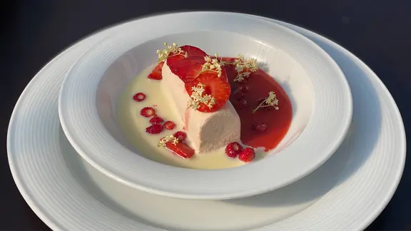 Taboulé mit Hummus-Dressing und Feta | ndr.de