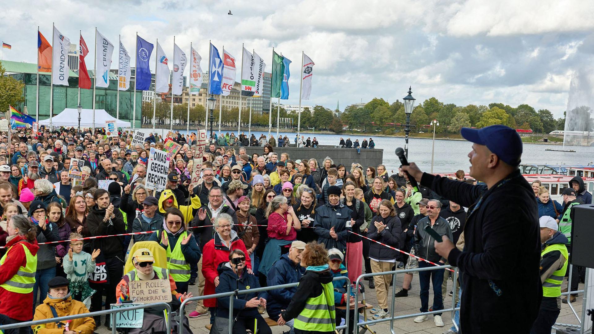 Wieder PRÜF-Demo gegen Rechtsextremismus in Hamburg