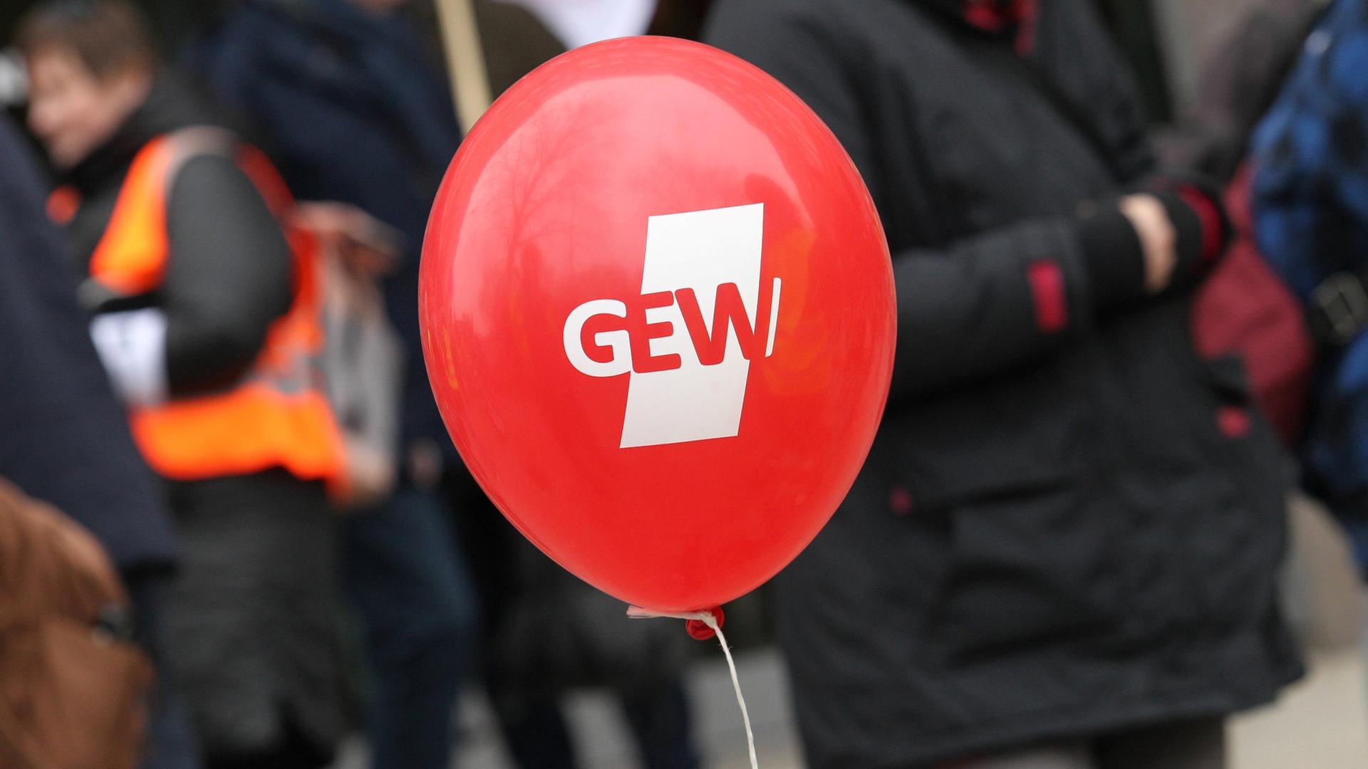 Kita-Volksbegehren: Kritik an Mitglieder-Werbung für GEW
