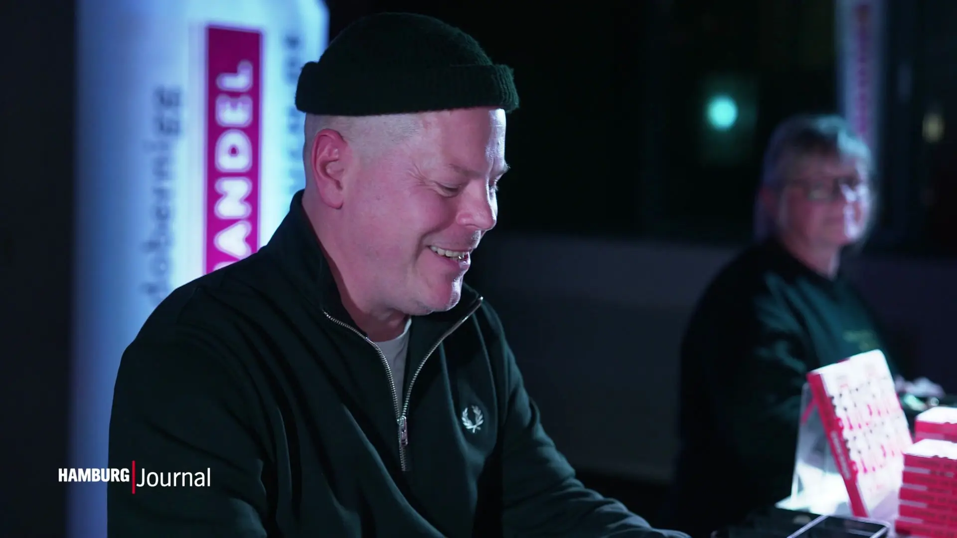 Buchpremiere für König Boris im Millerntorstadion