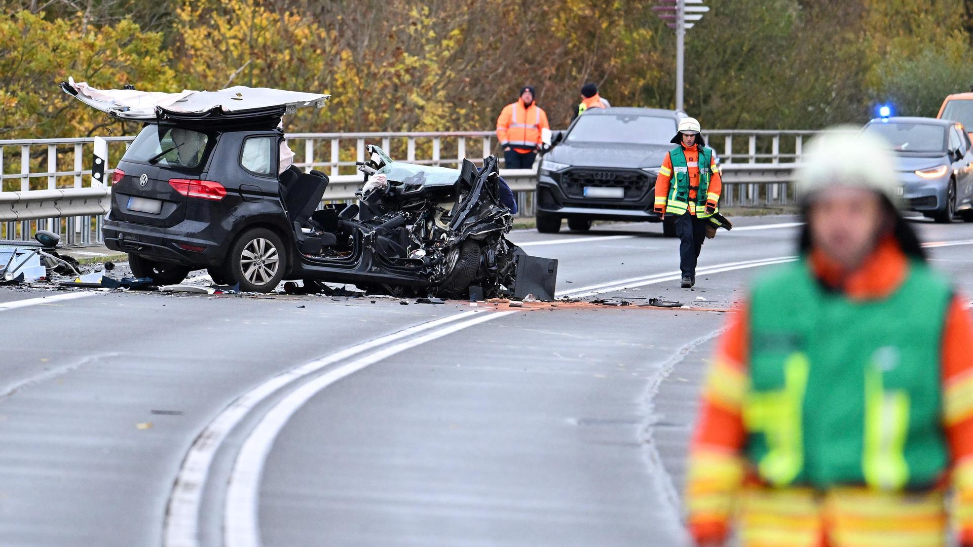 Unfall bei Braunschweig: Auto stürzt in Mittellandkanal – drei Tote