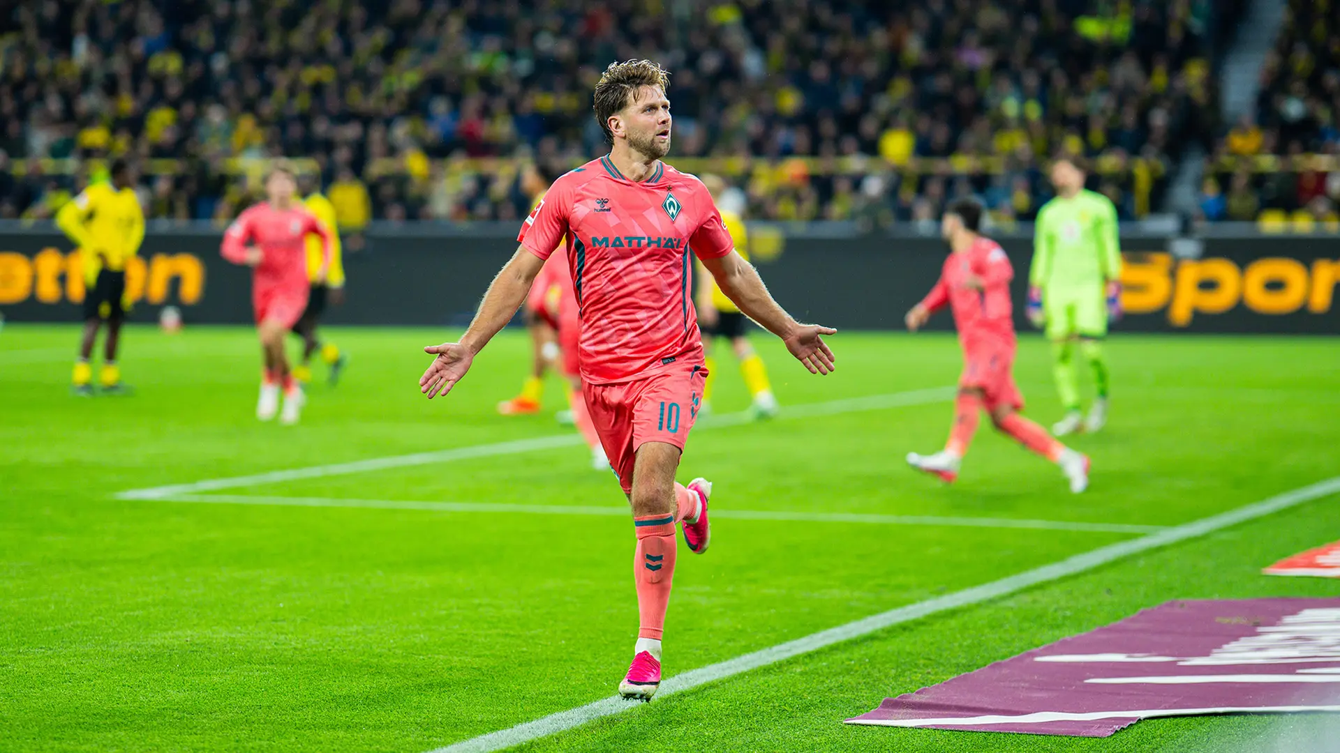 Füllkrug rettet Werder spät beim BVB — photo: ndr.de
