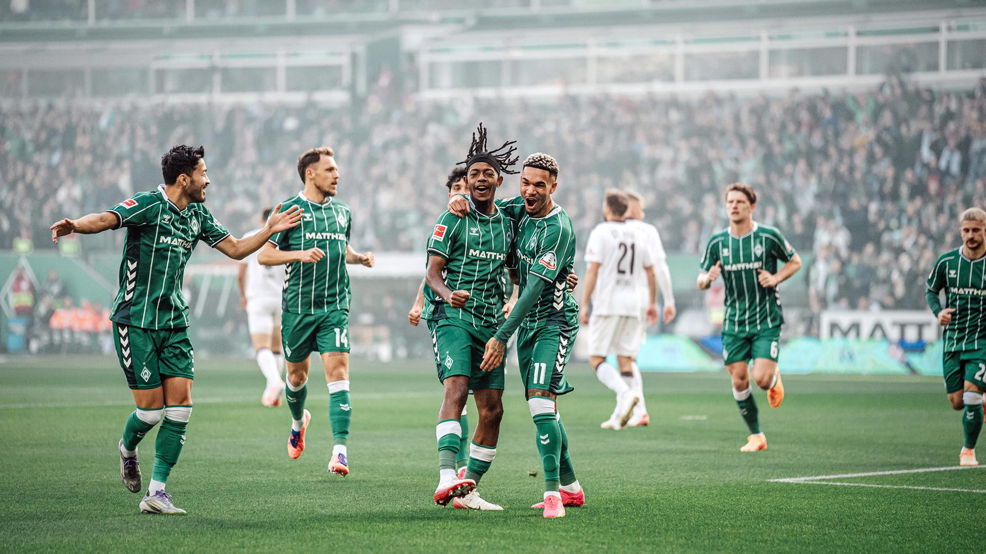 Werder Bremen gewinnt glücklich gegen den FC St. Pauli