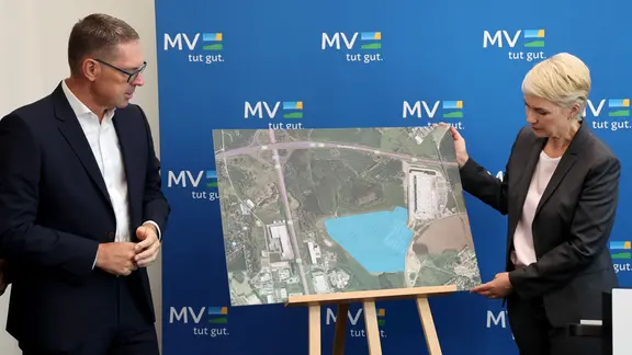 Work by Norddeutscher Rundfunk (NDR)