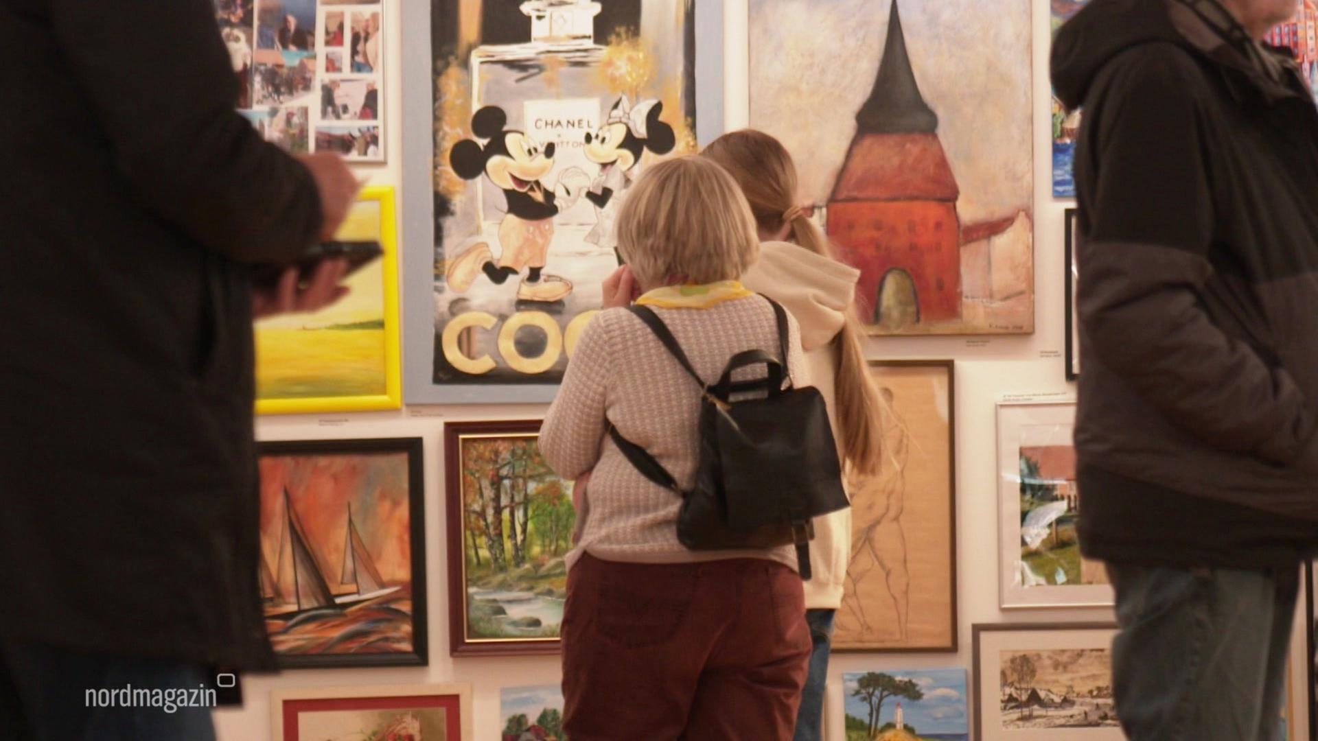 Hobbykünstler zeigen ihre Werke in der Rostocker Kunsthalle