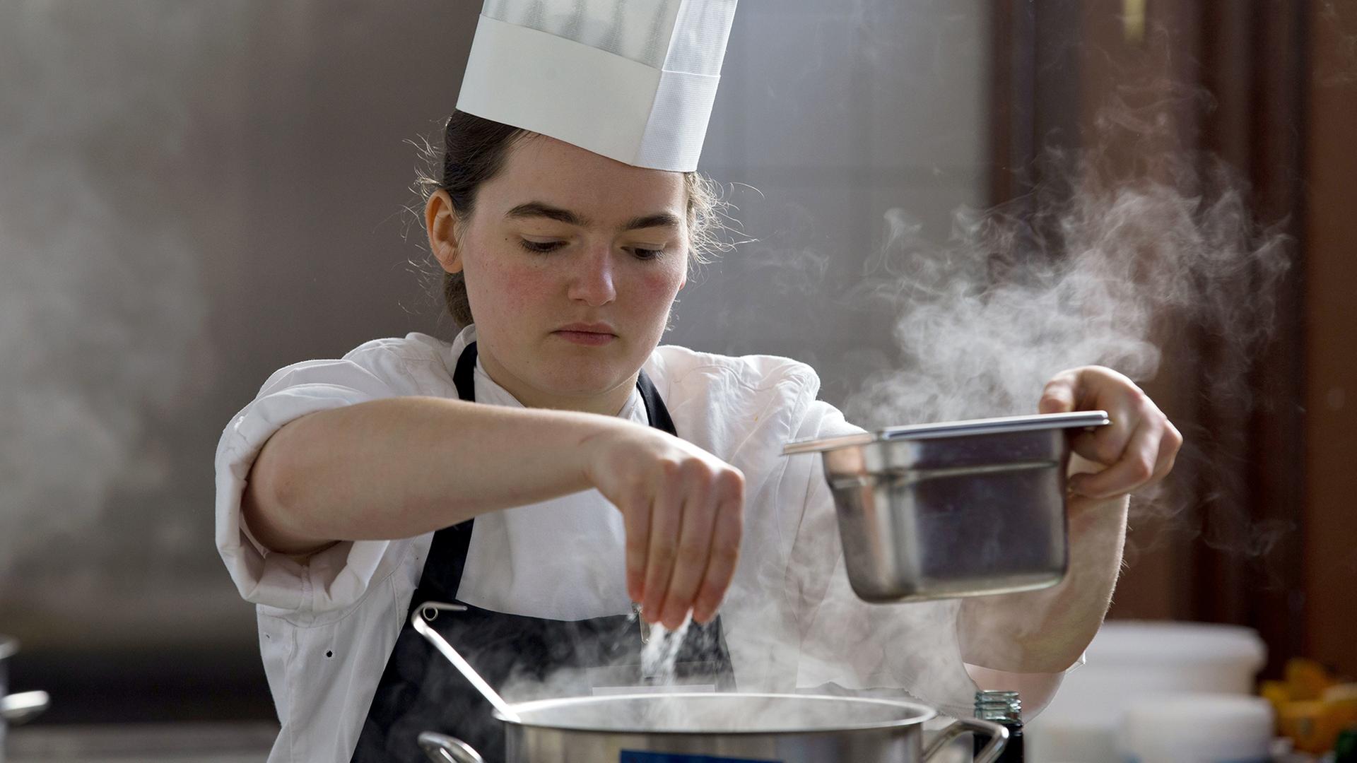 Schwerin: Arbeitsagentur ehrt gute Ausbildungsarbeit