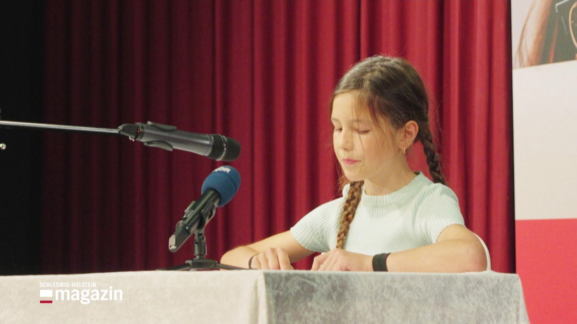 Finale im Vorlesewettbewerb "Schölers leest Platt"